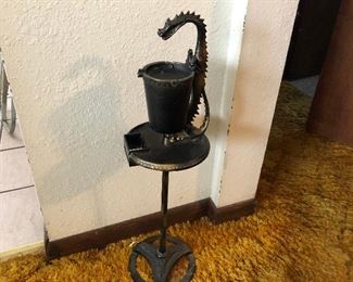 cast iron ash tray