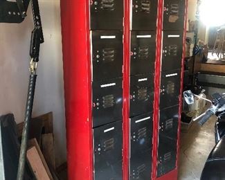 Beautiful Vintage Red Locker - 5Tier 15 Doors