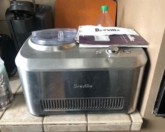 Breville - Ice Cream Maker