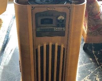 MEMOREX AM/FM/CD/Record Player 