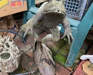Metal Frog
