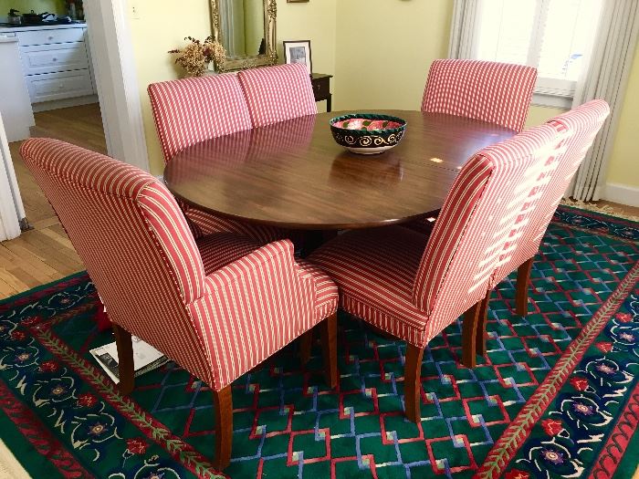 Beautiful walnut dining table, 6 Lazy Boy chairs, Quality Capel area rug 8'x11'