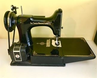 Singer Featherweight 1950 sewing machine