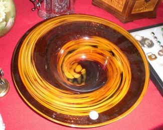 Murano art glass bowl with gold mica