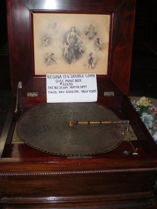 detail of Regina disc music box