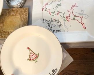 Another set with a serving plate as well!