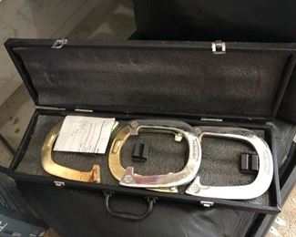 Horseshoe set in a box!
