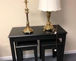 Small table and 2 stools