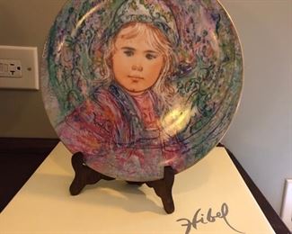 Hibel collector plate