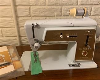 Singer Touch & Sew #603E!