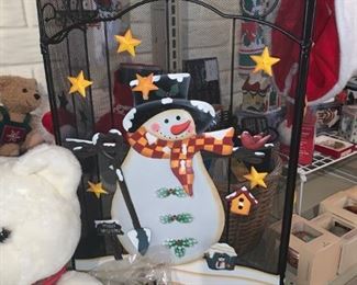 Fun Winter Screen - The Snowmen can stay out til April!!