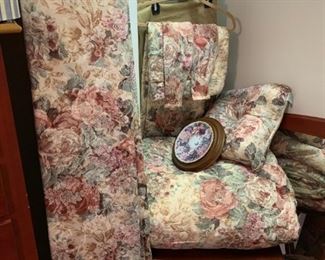 Croscill Queen Comforter Set Includes Pillows, Bed Skirt, Drapes, Etc!