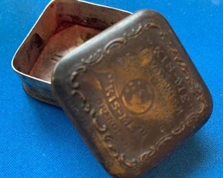 Circa 1800's "Kis Me If You Wish" Gum Tin!