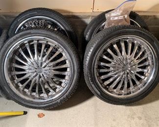 Cruiser Alloy Rims with Center Caps Mounted on Ironman 235/40ZR18 Tires - SET OF 4