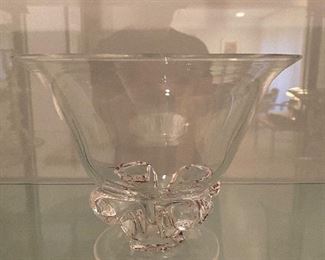STEUBEN FOOTED GLASS BOWL 