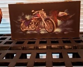 Box with motorcycle design 