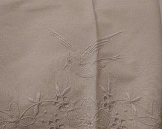 CLOSE-UP...EMBROIDERED LINENS PILLOW CASE