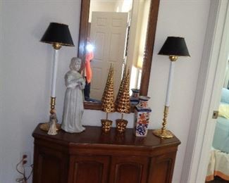 foyer piece