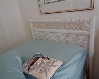 twin bed w/wicker headboard