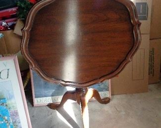tilt top table