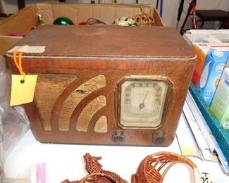 vintage radio