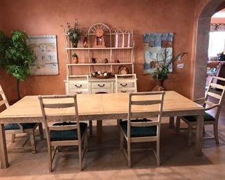 Beautiful southwest sale dining table by Lane. Comes with 6 chairs, two leaves( with protective sleeves), and protective table pads. With leaves the table measures 9ft X44". Each leaf measures 20" wide