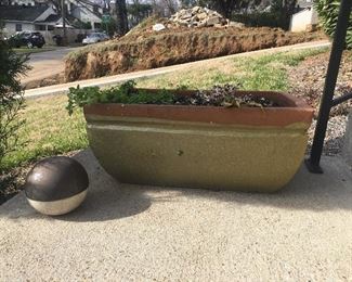 Heavy planters