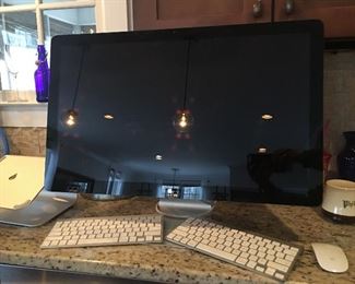 Beautiful APPLE MONITOR 