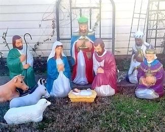 Blowmold Nativity set