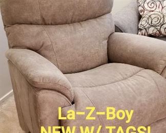 La-Z-Boy Reclina-Rocker NEW with tags! 