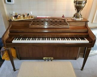 Baldwin Piano