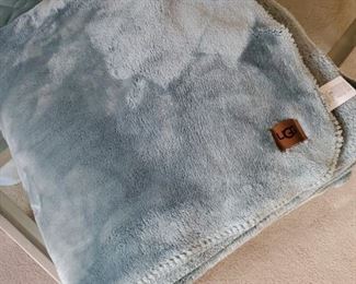Ugg Blanket 