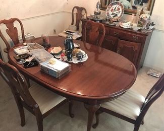 Dining Table / 6 Chairs $ 344.00