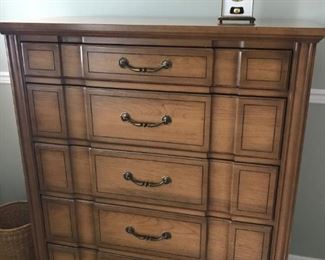 Vintage Huntley chest of drawers