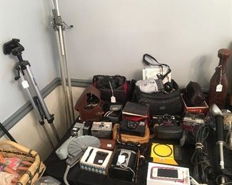 New & vintage Cameras, video cameras, equipment