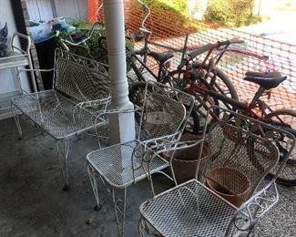 Metal patio set, vintage huffy bikes, 