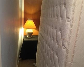 King serta mattress & box spring