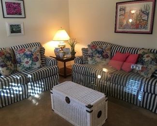 White wicker chest & glass topper 