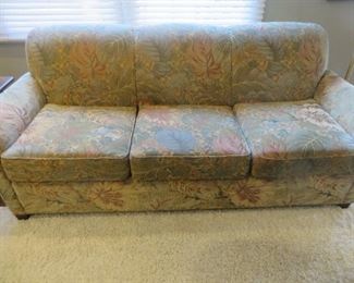 3 Cushion Traditional Sofa
Walter E. Smithe
