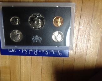 Newly Added for SATURDAY ONLY * U.S MINT SETS !!