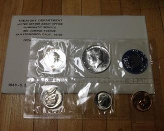 Newly Added for SATURDAY ONLY * U.S MINT SETS !!