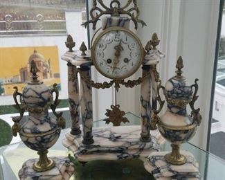 Impressive Marble Clock Set 