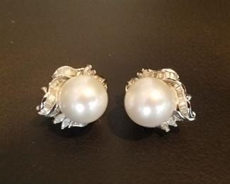 Platinum. Pearl and Diamond Earrings 
