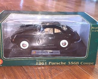Superior 1961 Porsche 356B Coupe  - Scale 1:24