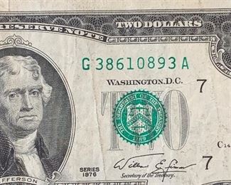 1 Vtg. 1976 $2.00 Bills 