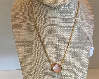 Trifari Shell glass necklace