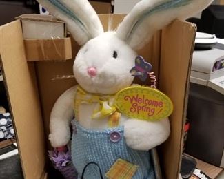 Retired New in box Avon "Skippie"  Fiberoptics Plush bunny