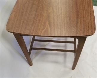 Mid Century Wood Grain Laminate Top Solid Wood Frame End Table Approx 29.5"W x 19.5"D x 20.75'H