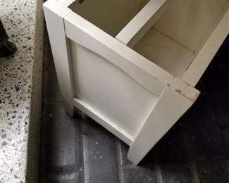 White Painted Magazine Rack