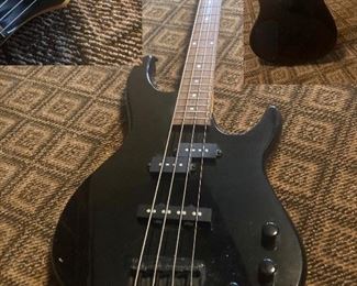 Ibanez 4 string Bass Guitar TRB100-BK